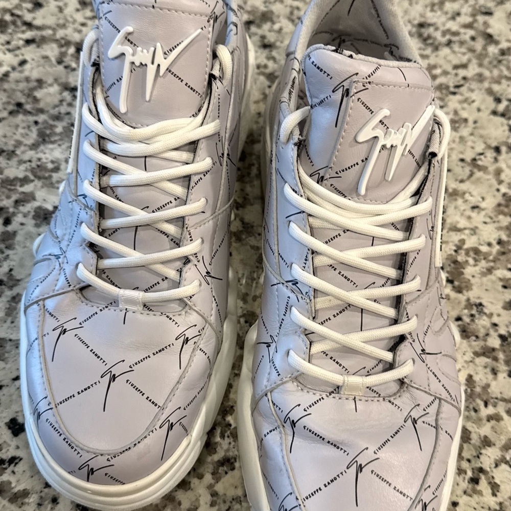 Giuseppe Zanotti White Signature Logo Sneakers